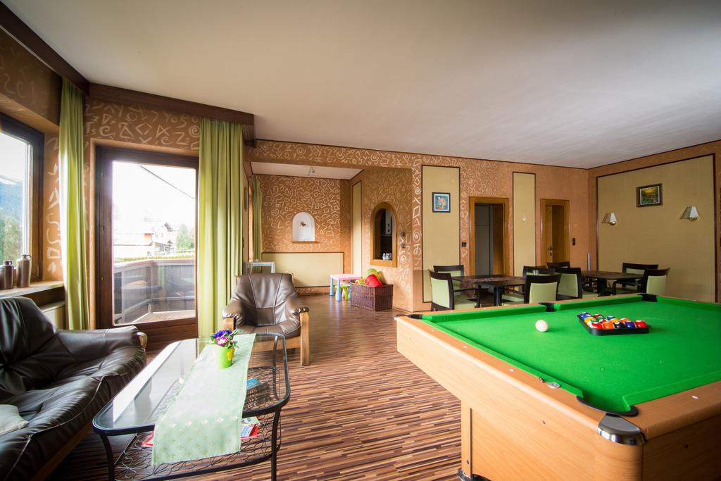 Haus Brandeck Hotel อุทเทนดอร์ฟ ภายนอก รูปภาพ